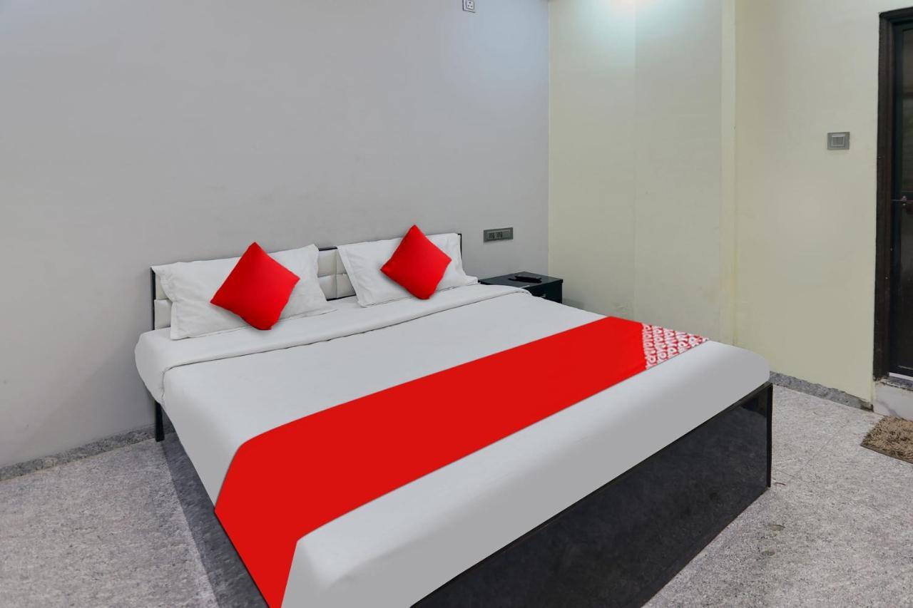 Oyo Hotel Blackgold Chandrapur Buitenkant foto